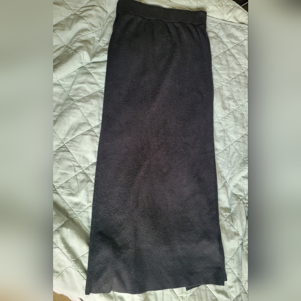 Long black skirt